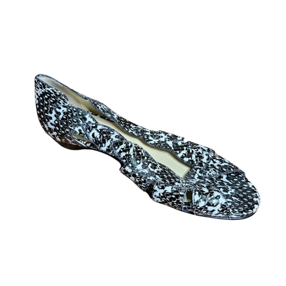 Amalfi Rangoni Black and White Peep Toe Sandals Size 7W - Picture 2 of 4